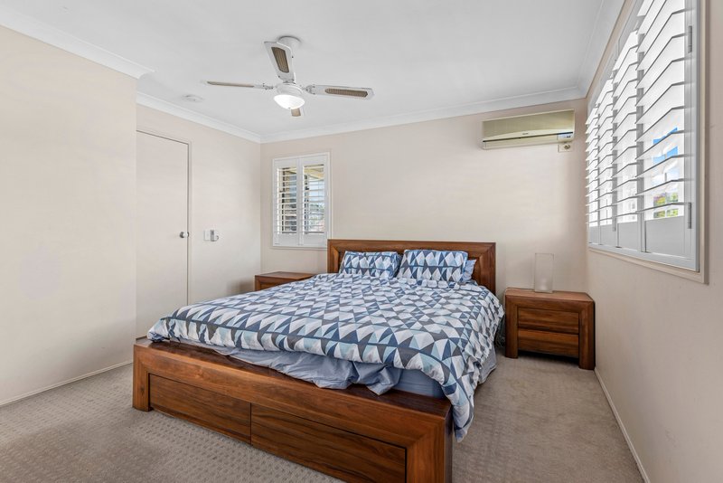 Photo - 132 Streisand Drive, Mcdowall QLD 4053 - Image 6