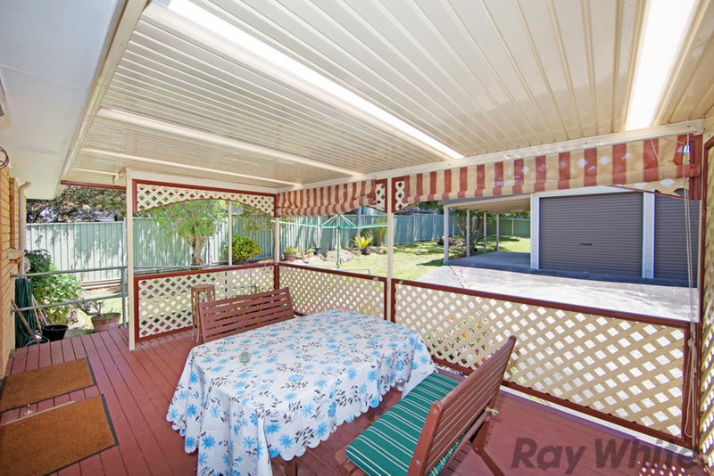 Photo - 132 Sunrise Avenue, Budgewoi NSW 2262 - Image 5