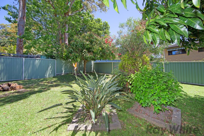 Photo - 132 Sunrise Avenue, Budgewoi NSW 2262 - Image 6