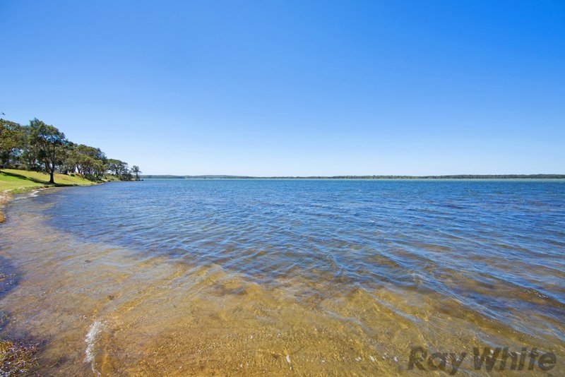 Photo - 132 Sunrise Avenue, Budgewoi NSW 2262 - Image 7