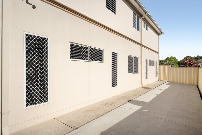 Photo - 132 The Avenue, Sunnybank Hills QLD 4109 - Image 32