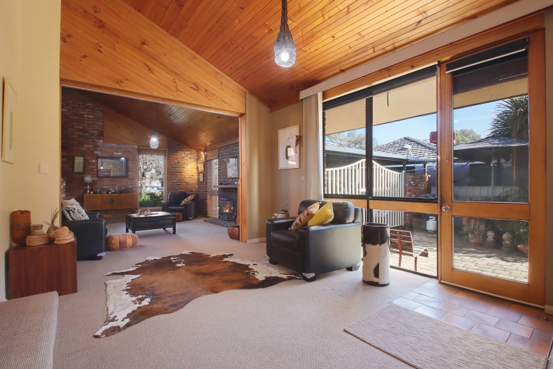 Photo - 132 Thomas Mitchell Drive, Wodonga VIC 3690 - Image 5
