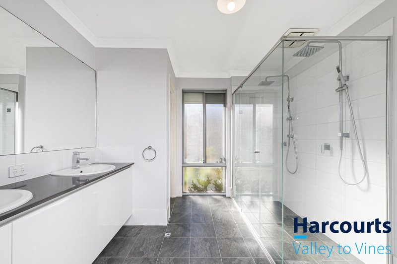 Photo - 132 Vincent Road, Sinagra WA 6065 - Image 5