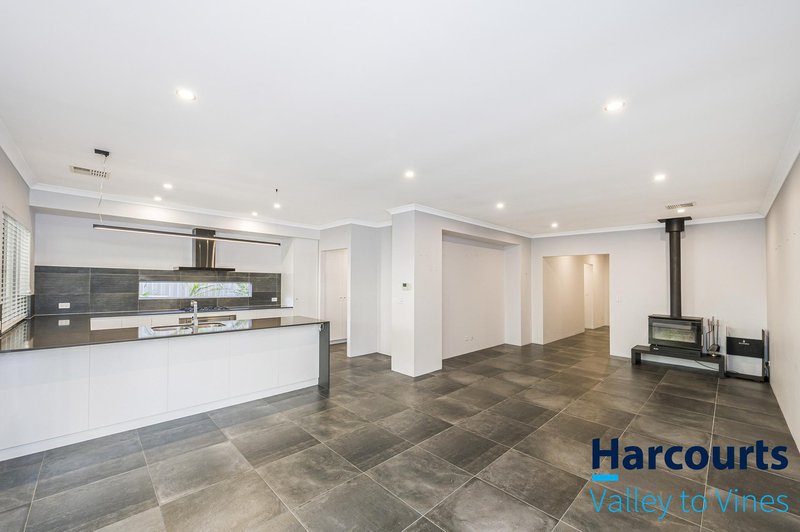 Photo - 132 Vincent Road, Sinagra WA 6065 - Image 14