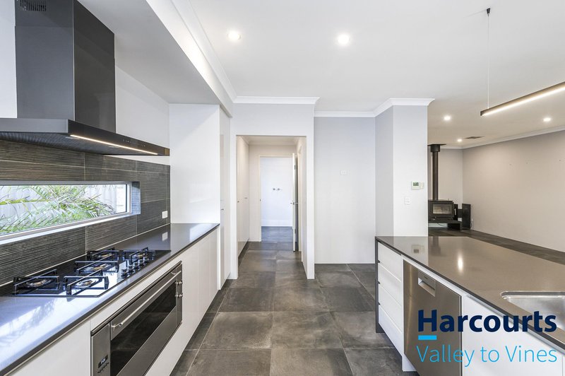 Photo - 132 Vincent Road, Sinagra WA 6065 - Image 17