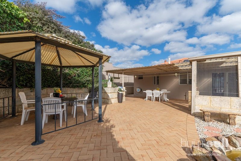 Photo - 132 Waddington Crescent, Koondoola WA 6064 - Image 13