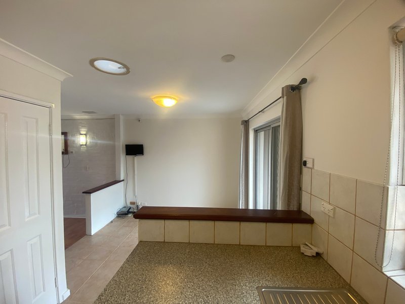 Photo - 132 Waddington Crescent, Koondoola WA 6064 - Image 26