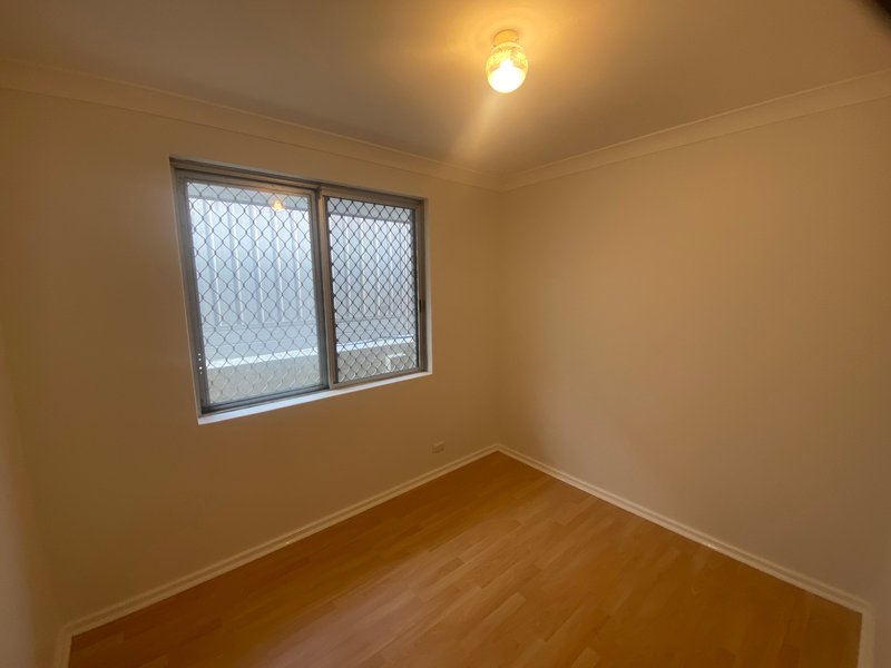 Photo - 132 Waddington Crescent, Koondoola WA 6064 - Image 31