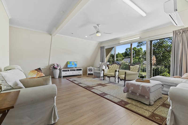 Photo - 132 White Patch Esplanade, White Patch QLD 4507 - Image 3