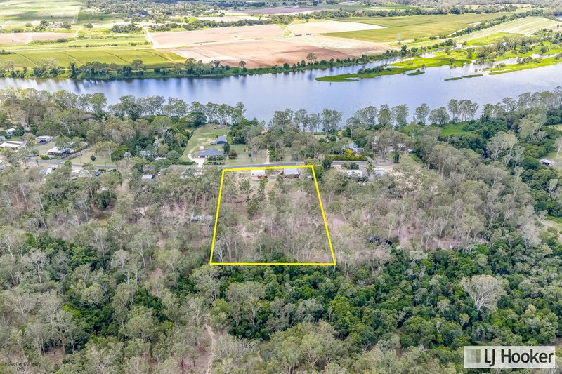 Photo - 132 Woods Road, Sharon QLD 4670 - Image 9