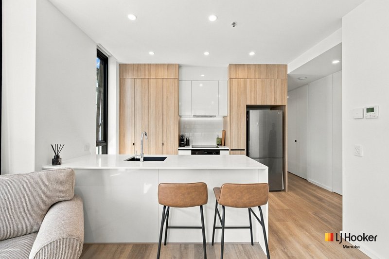 Photo - 132/19 Captain Cook Crescent, Griffith ACT 2603 - Image 2