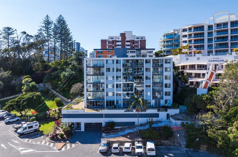 Photo - 13/22 Marine Parade, Coolangatta QLD 4225 - Image 11