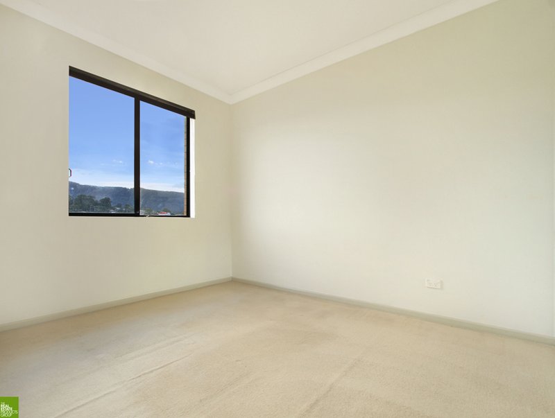 Photo - 132/214 Princes Highway, Fairy Meadow NSW 2519 - Image 2