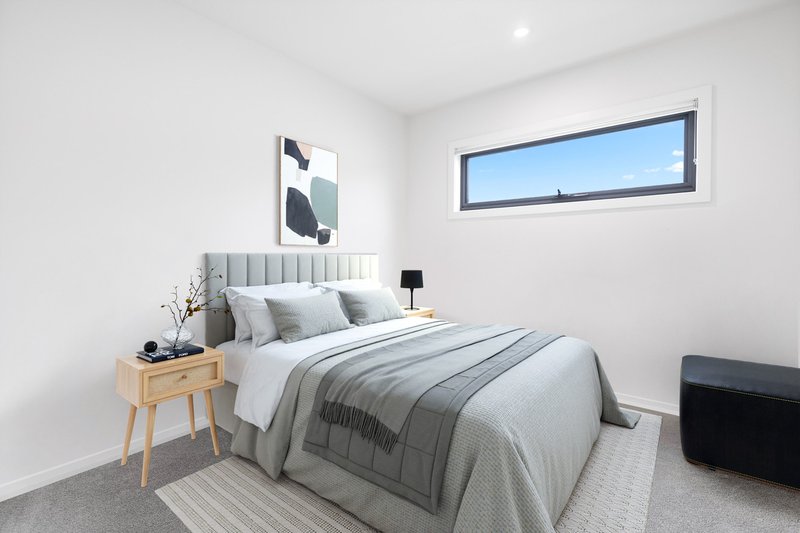 Photo - 13/23 Boxer Drive, Wyndham Vale VIC 3024 - Image 5