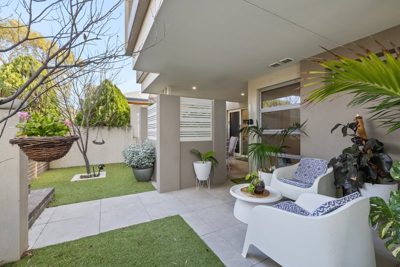 Photo - 1/323 Hector Street, Tuart Hill WA 6060 - Image 1