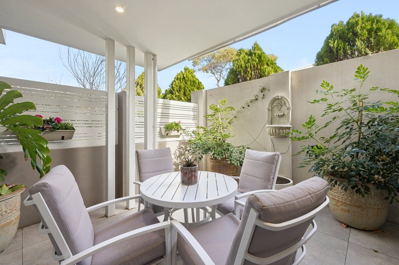 Photo - 1/323 Hector Street, Tuart Hill WA 6060 - Image 5
