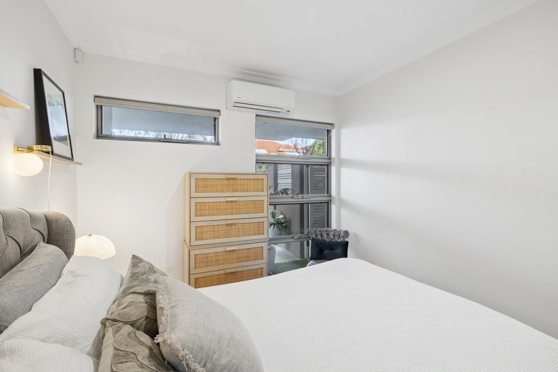 Photo - 1/323 Hector Street, Tuart Hill WA 6060 - Image 18