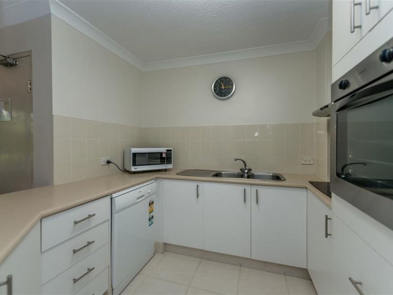 Photo - 13/23 Wharf Road, Surfers Paradise QLD 4217 - Image 9