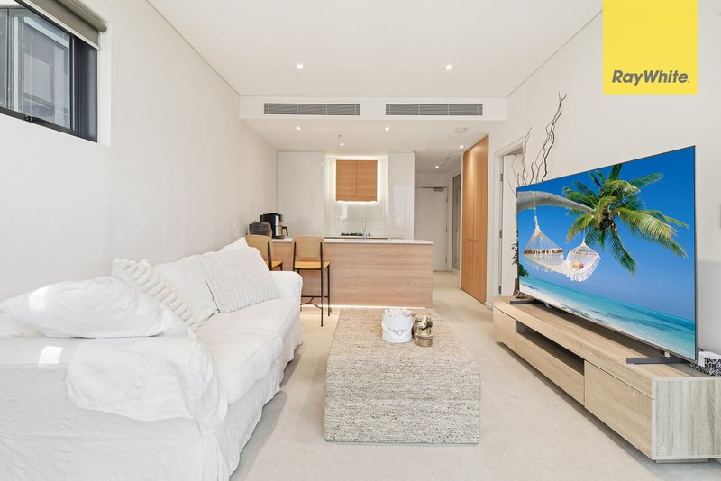 Photo - 1323/32 Hunter Street (Aka 45 Macquarie St) , Parramatta NSW 2150 - Image 3