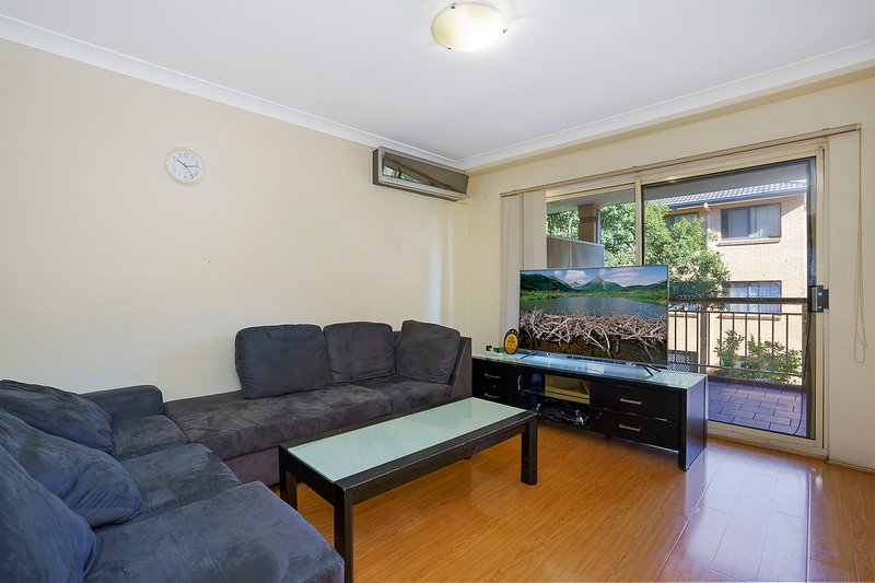 Photo - 13/24-26 Fourth Avenue, Blacktown NSW 2148 - Image 3