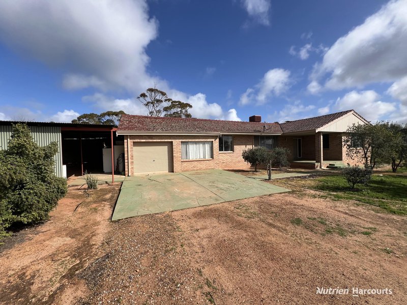 Photo - 1325 Knungajin Road, Nungarin WA 6490 - Image 10