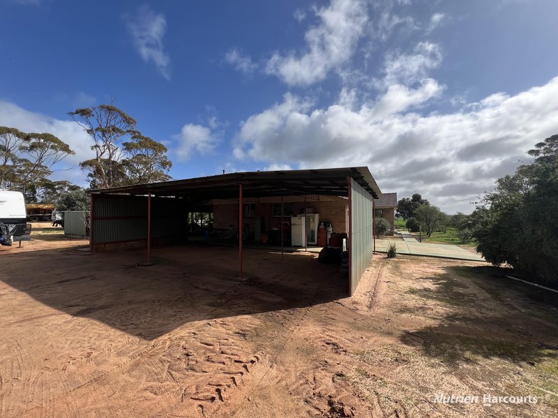 Photo - 1325 Knungajin Road, Nungarin WA 6490 - Image 25