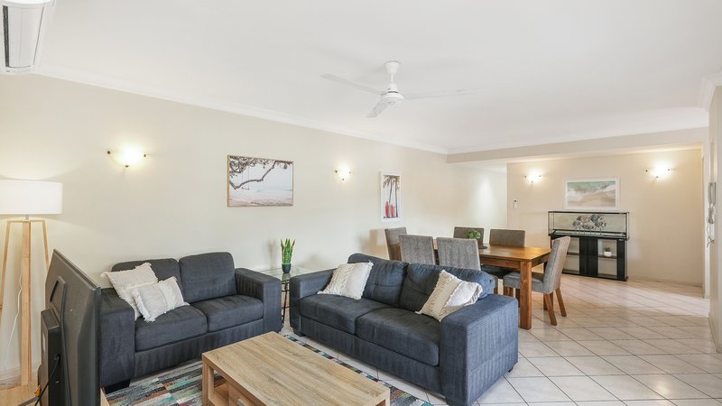 Photo - 1326/2-10 Greenslopes Street, Cairns North QLD 4870 - Image 6