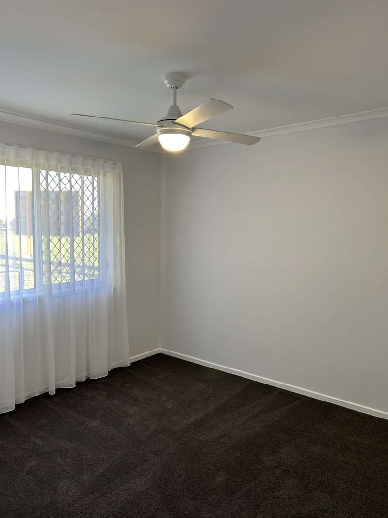 Photo - 1/327 Hume Street, South Toowoomba QLD 4350 - Image 4