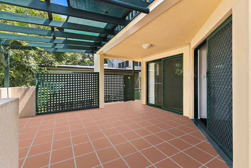 Photo - 13/28 Cadell Street, Toowong QLD 4066 - Image 3