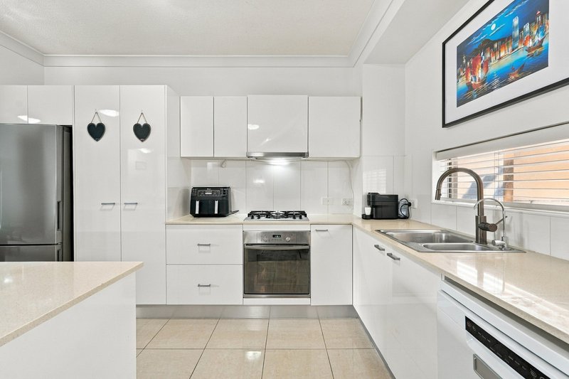 Photo - 13/29 Alpha Street, Taringa QLD 4068 - Image 6