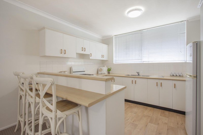 Photo - 13/29 Grove Street, Toowong QLD 4066 - Image 3