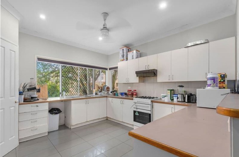 Photo - 132A Chester Road, Annerley QLD 4103 - Image 2