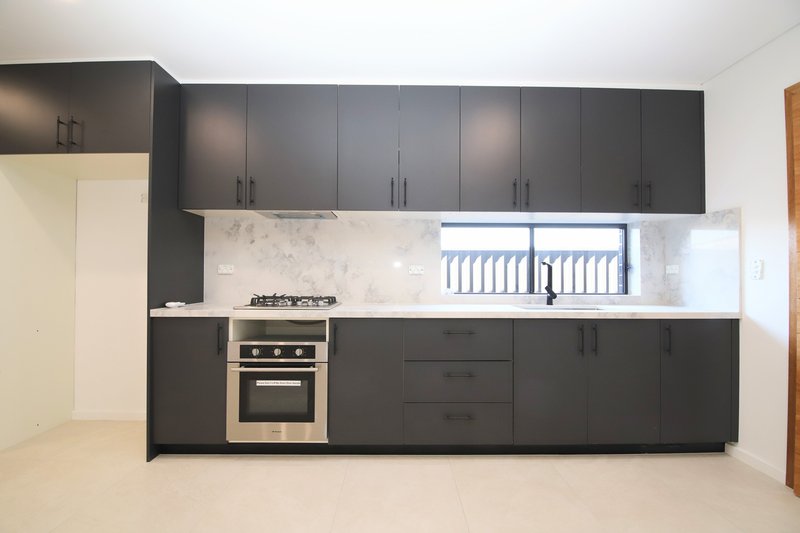Photo - 1/32A Pringle Avenue, Bankstown NSW 2200 - Image 3