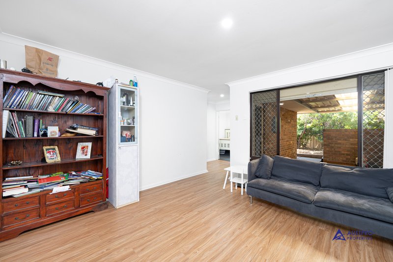 Photo - 132B Braemore Street, Armadale WA 6112 - Image 6