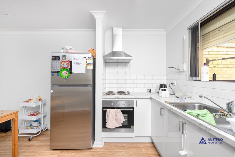 Photo - 132B Braemore Street, Armadale WA 6112 - Image 12