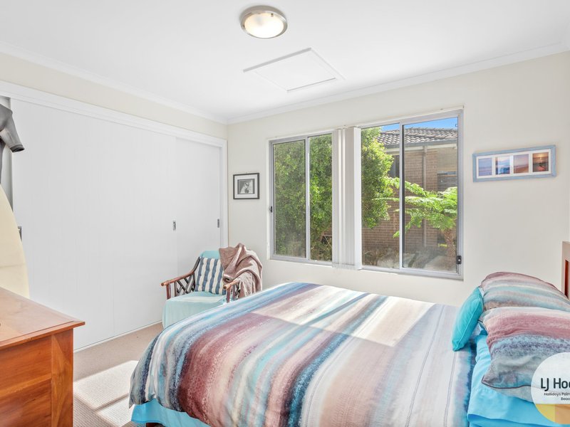 Photo - 1/33-37 Emerald Drive, Diamond Beach NSW 2430 - Image 10