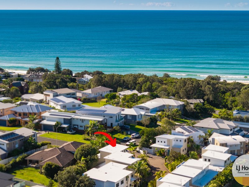 Photo - 1/33-37 Emerald Drive, Diamond Beach NSW 2430 - Image 15