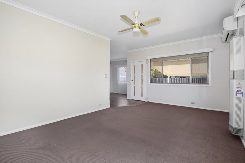 Photo - 133 Anderson Street, Euroa VIC 3666 - Image 4