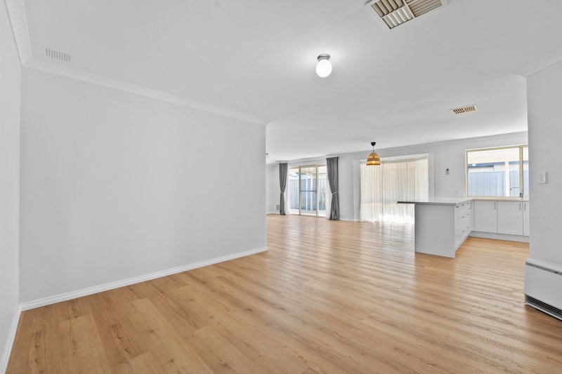 Photo - 133 Bayside Blvd , Port Kennedy WA 6172 - Image 14