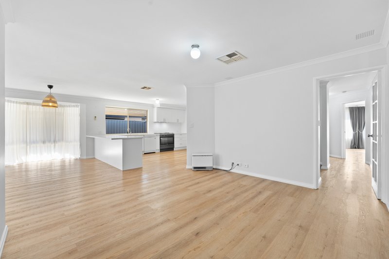Photo - 133 Bayside Blvd , Port Kennedy WA 6172 - Image 15