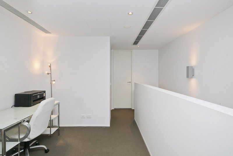 Photo - 13/3 Burbury Close, Barton ACT 2600 - Image 6