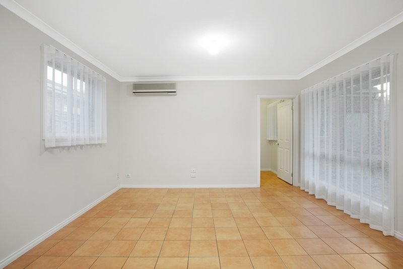 Photo - 1/33 Byfield Street, Reservoir VIC 3073 - Image 5