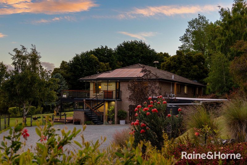 Photo - 133 Cades Drive, Kingston TAS 7050 - Image 1