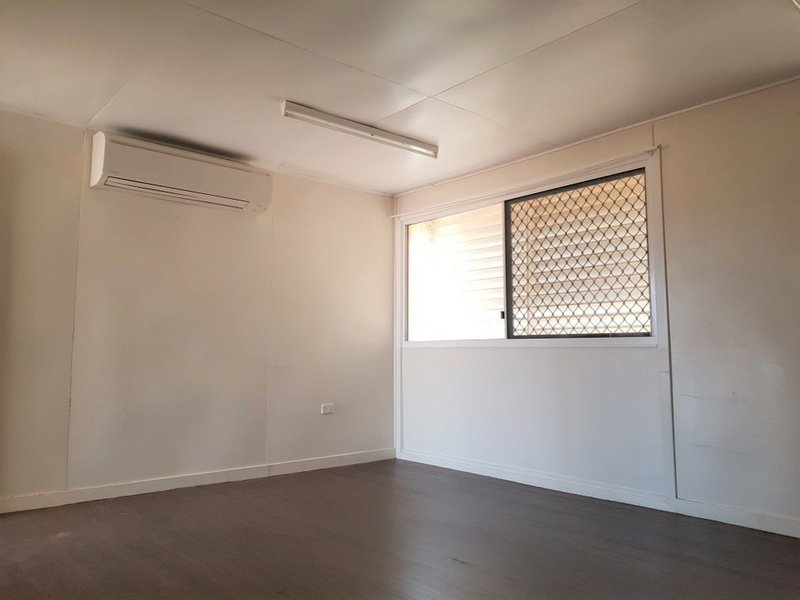 Photo - 133 Cooper Street, Cloncurry QLD 4824 - Image 4