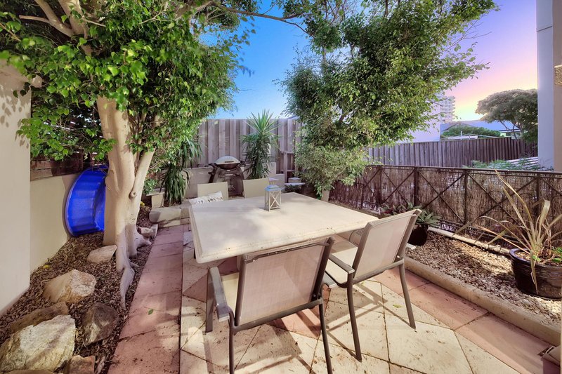 Photo - 1/33 Filburn Street, Scarborough WA 6019 - Image 25