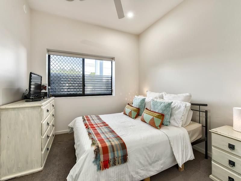 Photo - 1/33 Florrie Street, Lutwyche QLD 4030 - Image 4