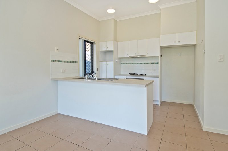 Photo - 1/33 Goundry Drive, Holmview QLD 4207 - Image 3