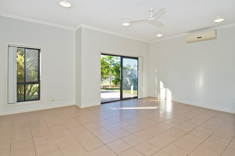 Photo - 1/33 Goundry Drive, Holmview QLD 4207 - Image 6