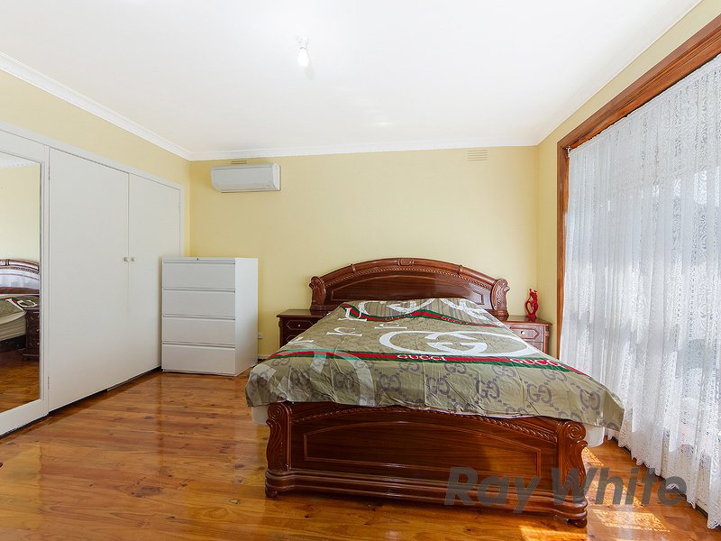 Photo - 133 Hall Street, Sunshine West VIC 3020 - Image 6