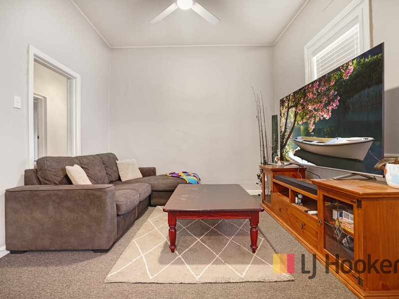 Photo - 133 Havannah Street, Bathurst NSW 2795 - Image 10